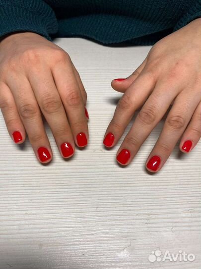 Маникюр и педикюр