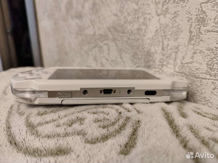 Sony PSP 1008 Fat белая 32 гб/30 лучших игр