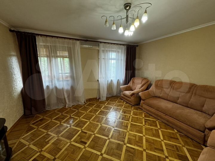 2-к. квартира, 65 м², 3/5 эт.