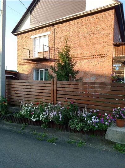 Коттедж 247 м² на участке 9,3 сот.