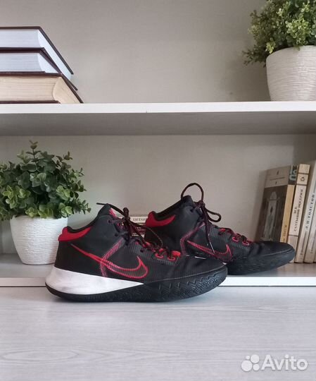 Баскетбольные кроссовки nike kyrie 4