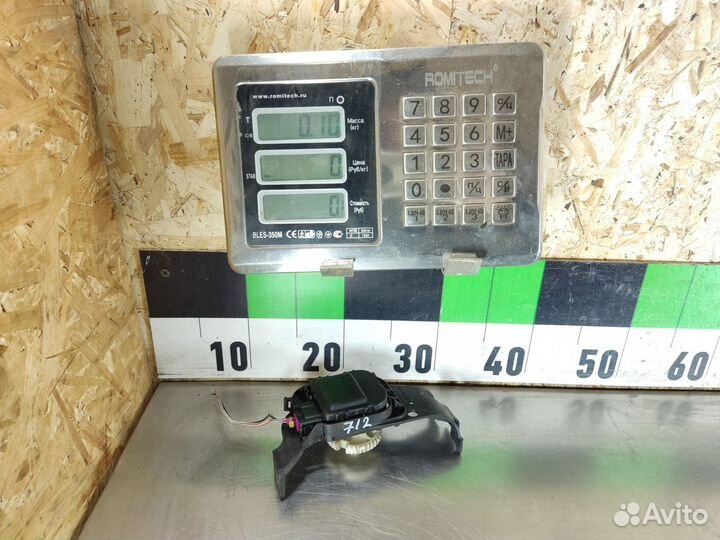 Моторчик заслонки отопителя Skoda Fabia 1997 2007