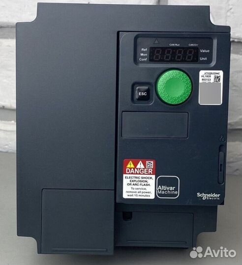 Преобразователь Schneider Electric ATV320U22N4C