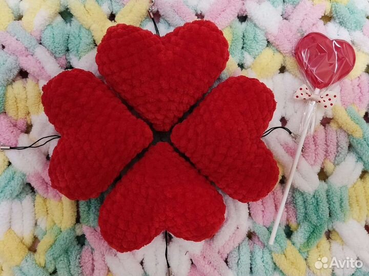 Плюшевое сердце-брелок