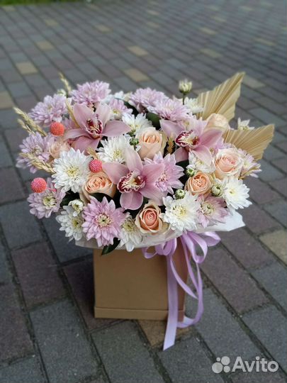 Современные букеты и стильные композиции