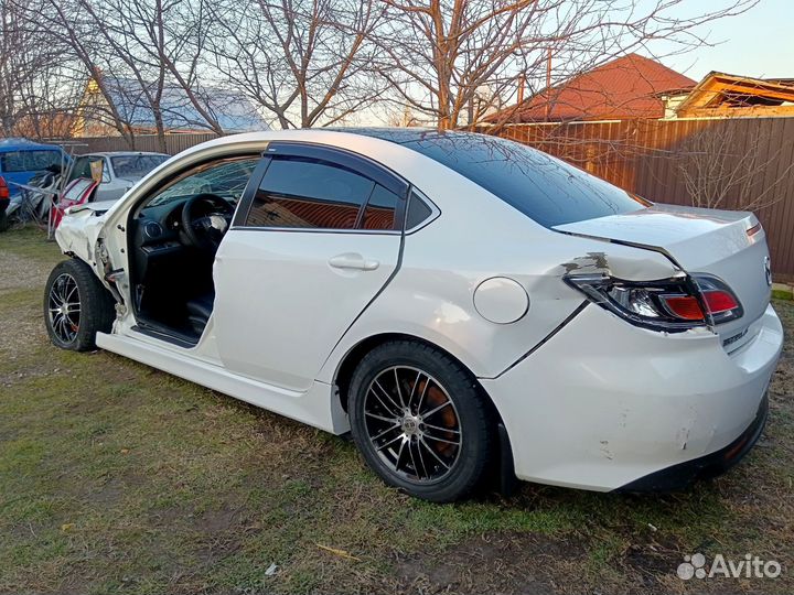 Mazda 6 2.0 AT, 2011, битый, 178 000 км