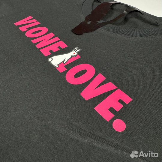 Футболка Vlone Love