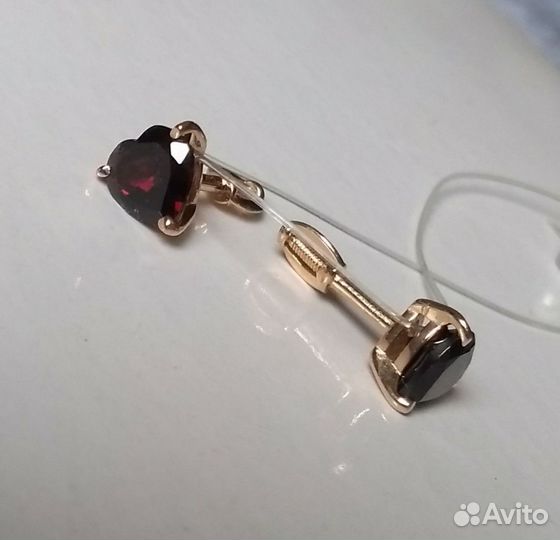 585 серьги с гранатом сердце гвоздики пусеты Новые