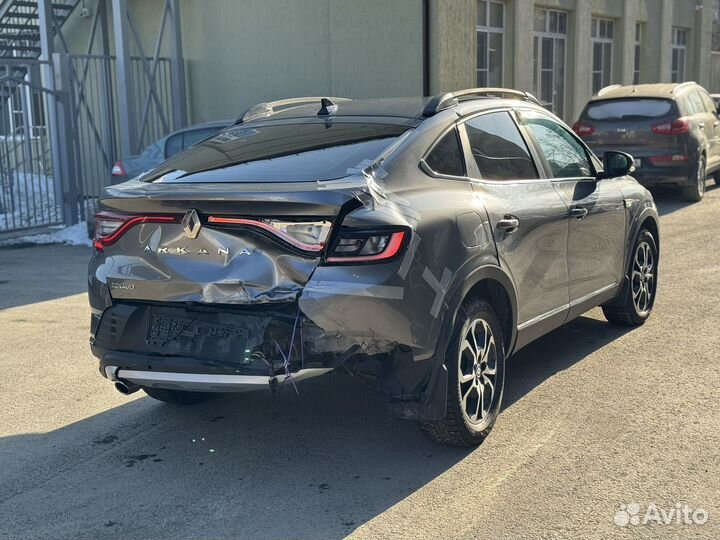 Renault Arkana 1.3 CVT, 2019, битый, 135 000 км