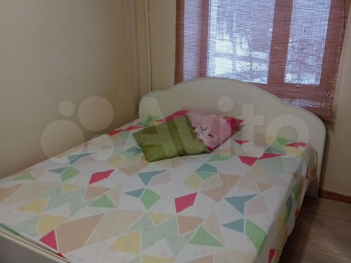 2-к. квартира, 47 м², 4/4 эт.