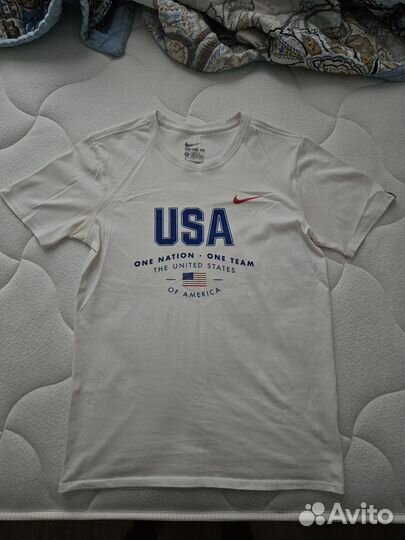 Футболка Nike