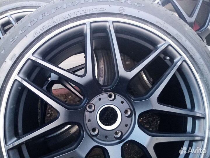 Pirelli Carras All Season 295/40 R22