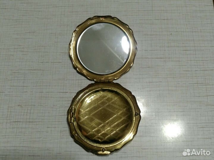 Пудреница СССР латунь