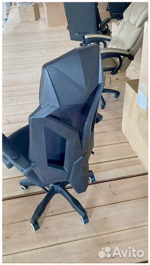 Компьютерное кресло