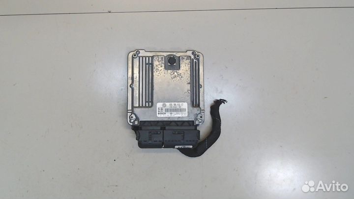 Блок управления двигателем Skoda SuperB, 2005