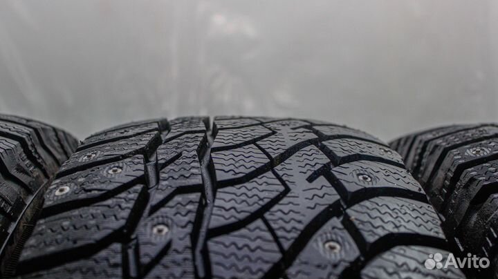 Viatti Bosco Nordico V-523 215/65 R16 98T