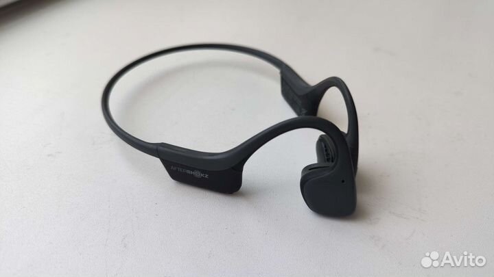 Спортивные Bluetooth-наушники AfterShokz Trekz Air