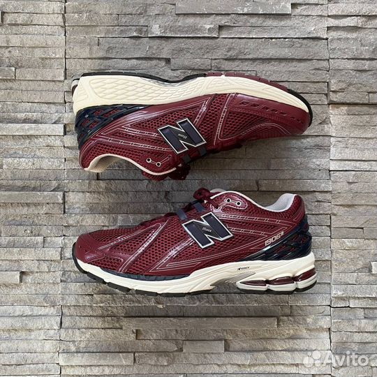 Кроссовки New Balance 1906R