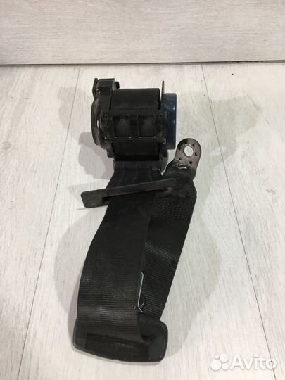 Ремень безопасности задний volkswagen polo 5 1.6 м