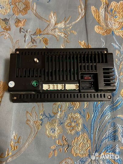 Планшет на машину