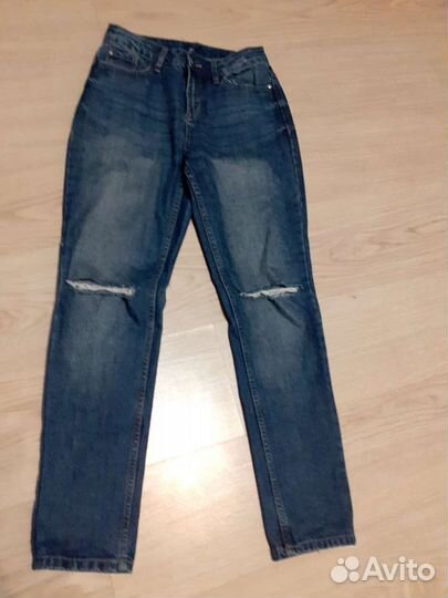 Джинсы
