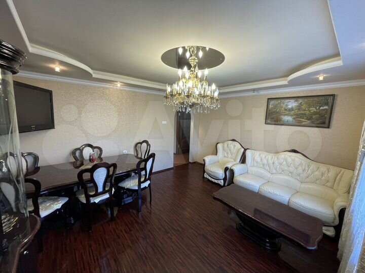 4-к. квартира, 86 м², 1/5 эт.