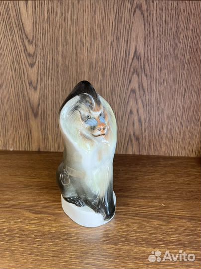 Фарфоровые статуэтки