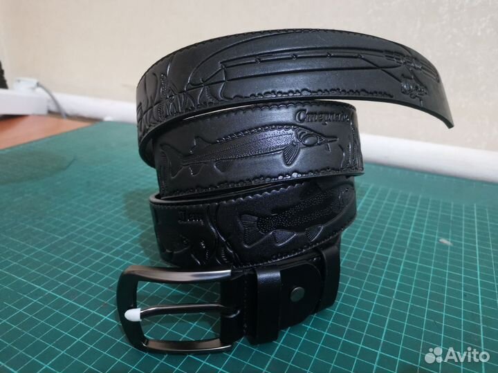 Мужской кожаный ремень 