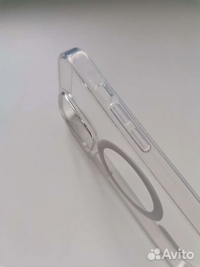 Clear Case MagSafe чехол на iPhone с анимацией