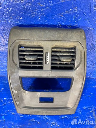 Накладка центральной консоли задняя Bmw 3-Series