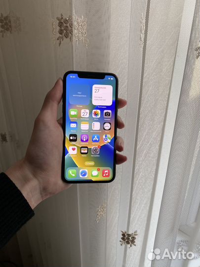 iPhone X, 64 ГБ