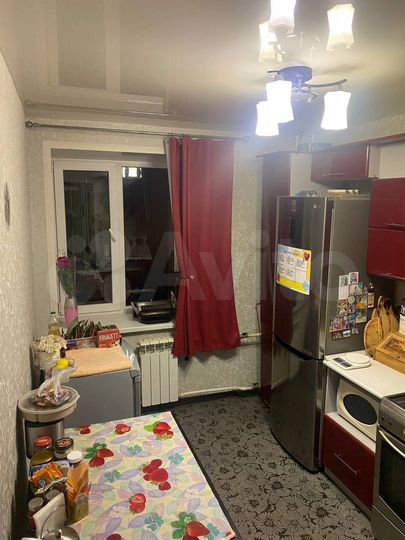 4-к. квартира, 81 м², 1/9 эт.