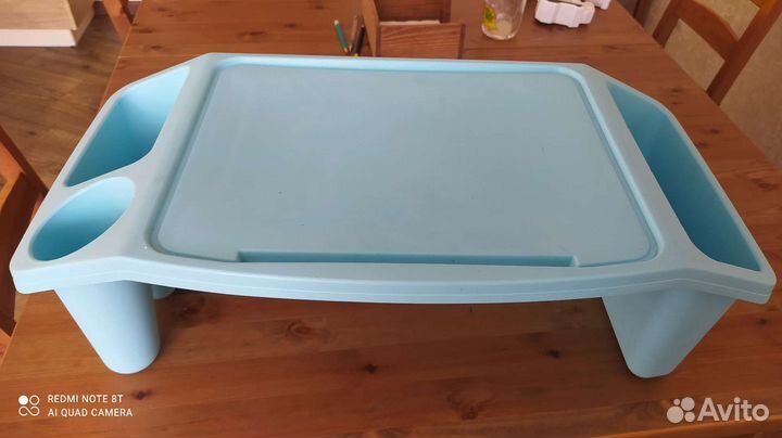 Столик-подставка