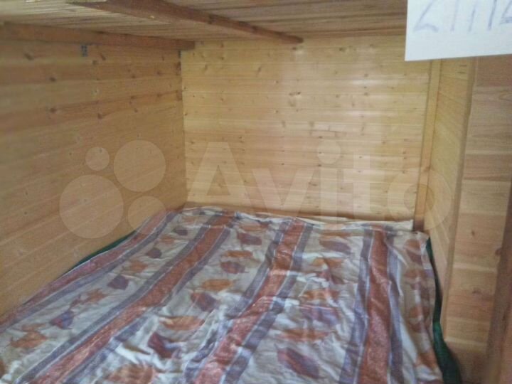 Дом 45 м² на участке 4 га