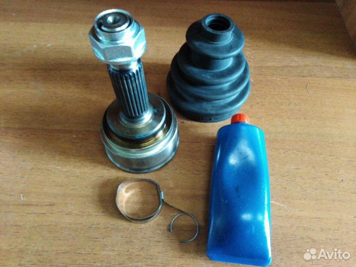 Шрус внешний Mitsubishi Colt 1995-2005