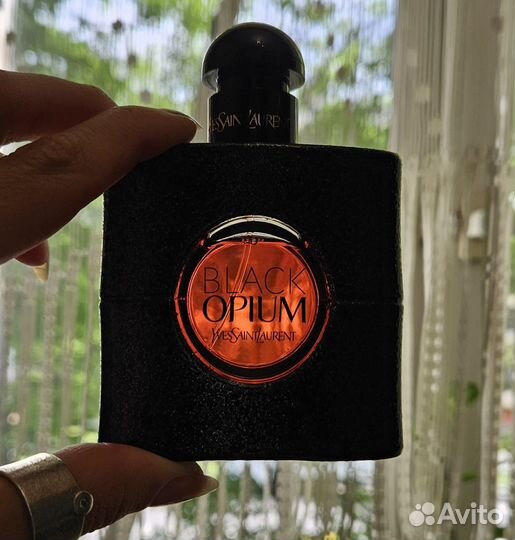 Black opium YSL