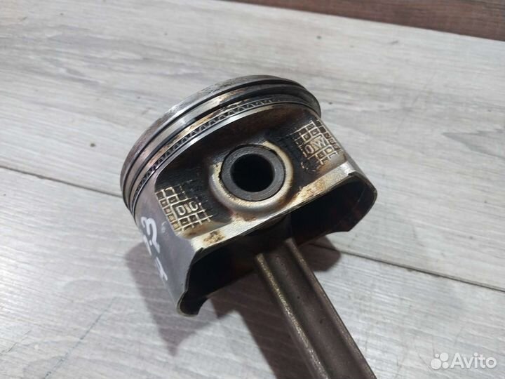 Шатун 2.4 4G64 Mitsubishi Galant 8