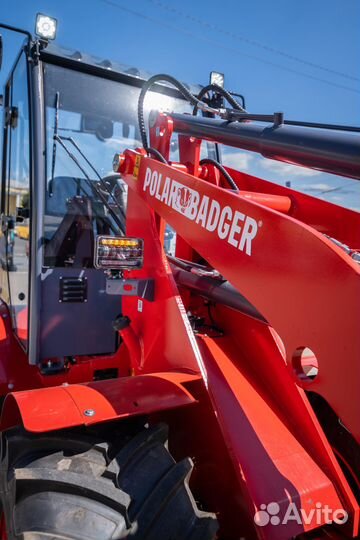 Мини-погрузчик Polar Badger WL35, 2023