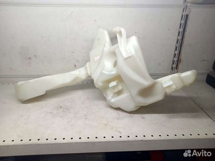 Бачок омывателя VW Passat B5 2001-2005