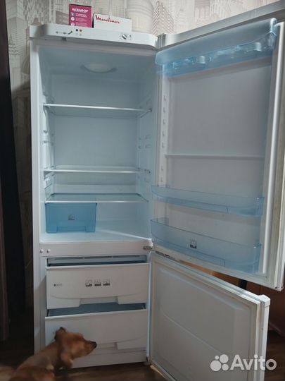 Холодильник бу pozis