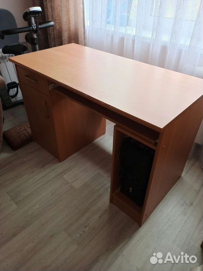 Компьютерный стол бу