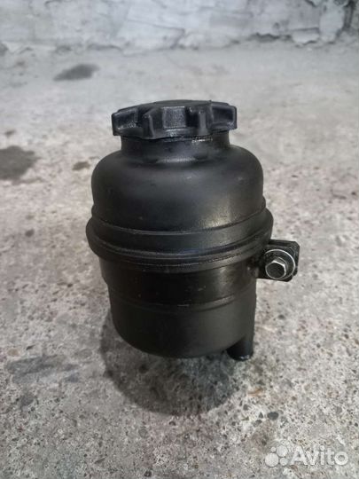 Бачок гура бмв BMW 320 i E46 2.2 AT