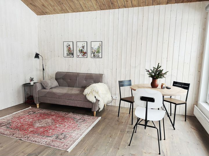 Дом 40 м² на участке 12 га