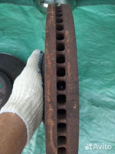 Тормозные диски на Ленд Ровер Дискавери sport