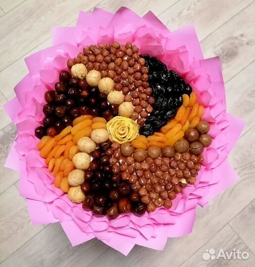 Съедобные букеты из сухофруктов