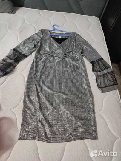 Новые праздничные платья 54-56