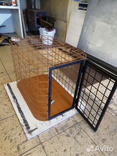 Клетка, вольер для собак