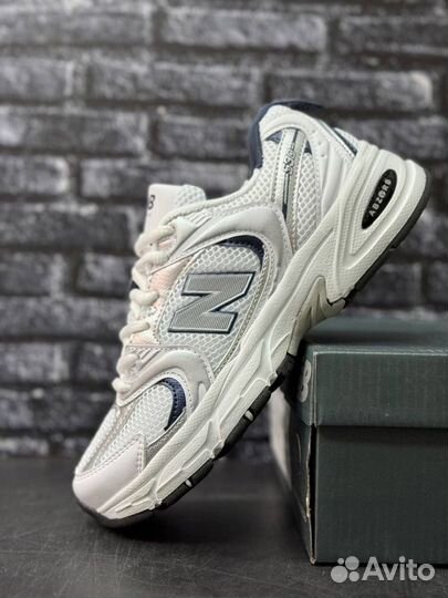 Мужские кроссовки new balance