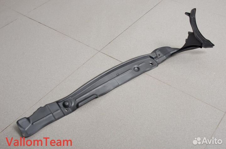 Лот Q151 Пластик (обшивка) салона правый audi Q7