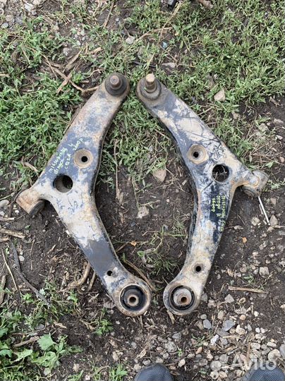 Рычаги передние Mitsubishi Dingo